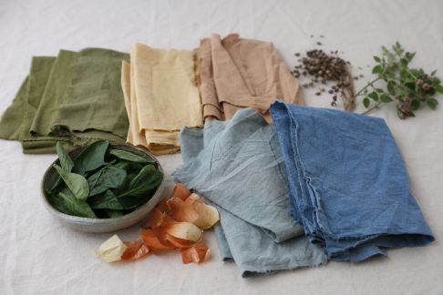 Quelles alternatives écologiques à la teinture chimique dans la mode ?
