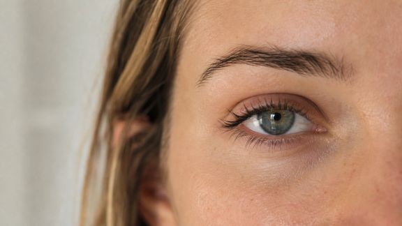 Soigner et sublimer ses cils naturellement